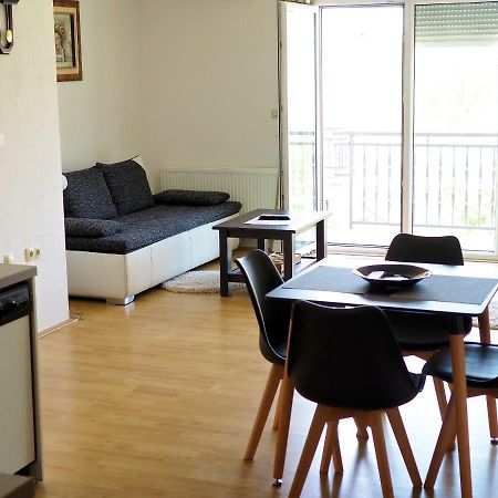 Apartment Ivan-Experience 3 Bedrooms Ljubuski Bagian luar foto