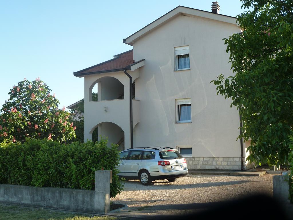Apartment Ivan-Experience 3 Bedrooms Ljubuski Bagian luar foto